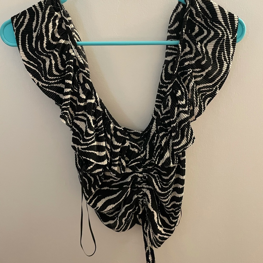 Zara zebra cinched crop